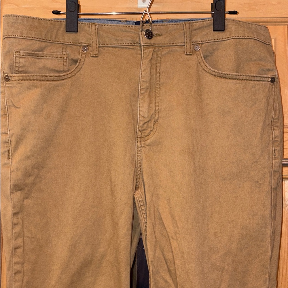 GAP Men's Khaki Brown Straight-Leg Pants Sz 36x32 - Picture 2 of 8
